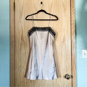 NWT [abercrombie & fitch] nude satin mini dress with black lace bust lining